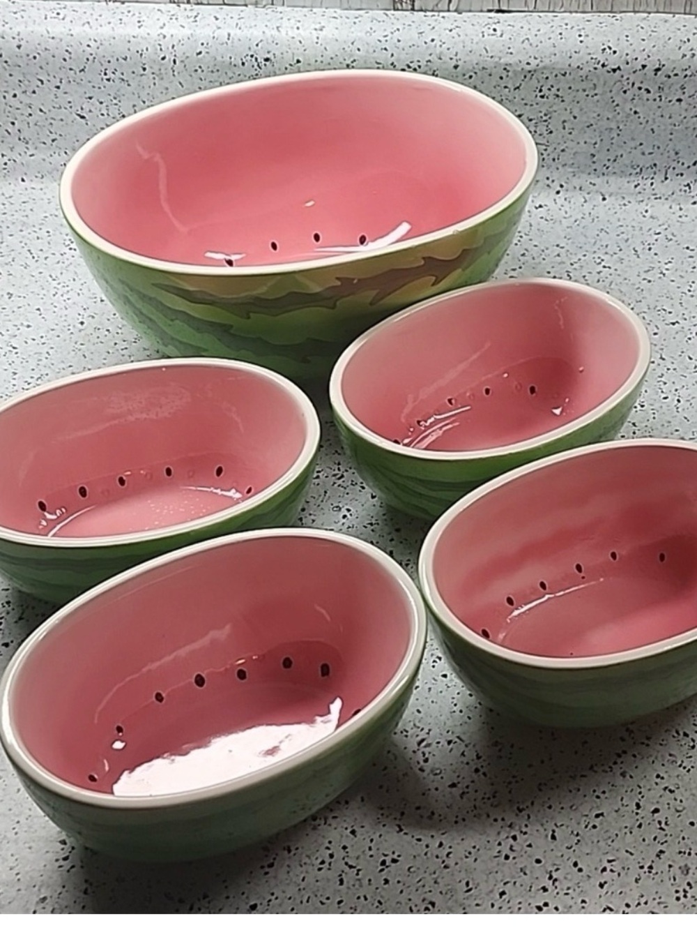 Vintage Pier 1 Watermelon Bowls
Pitcher Serving Bowls Set Of 5
Made In Japan